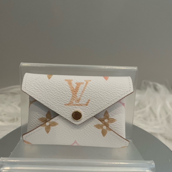 Louis Vuitton Handbags - NEW! Louis Vuitton Kirigami Pochette in Beige, By the Pool Collection 2023